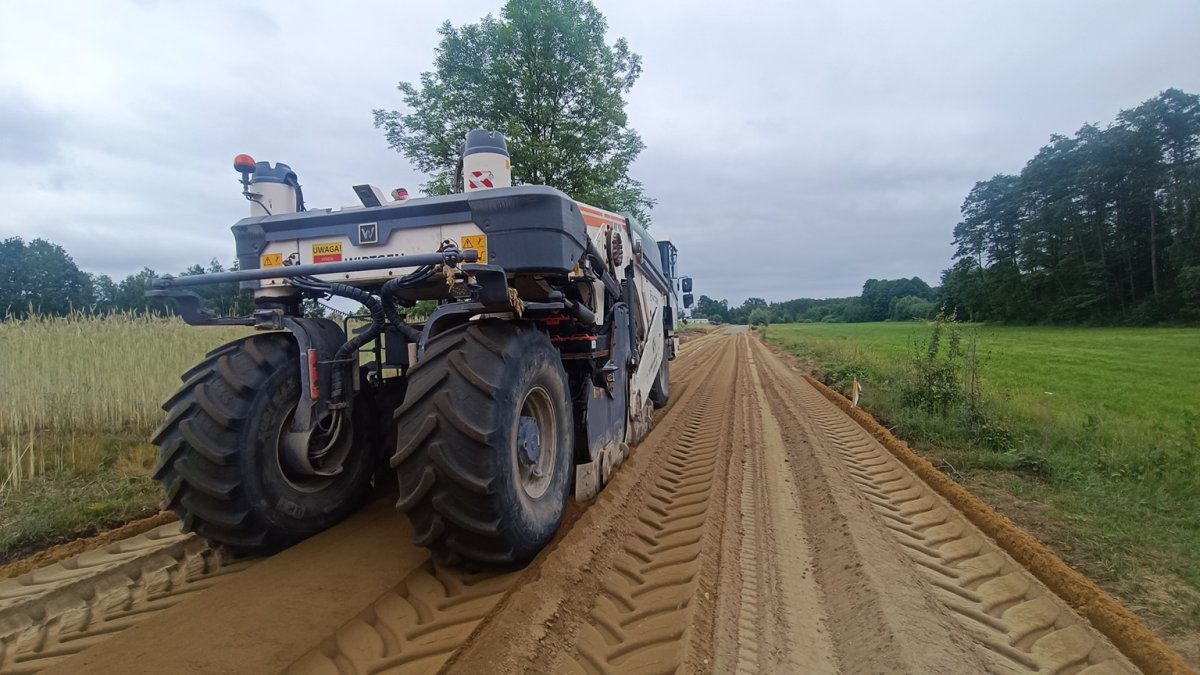 Roboty drogowe w Sokołowie Włościańskim
