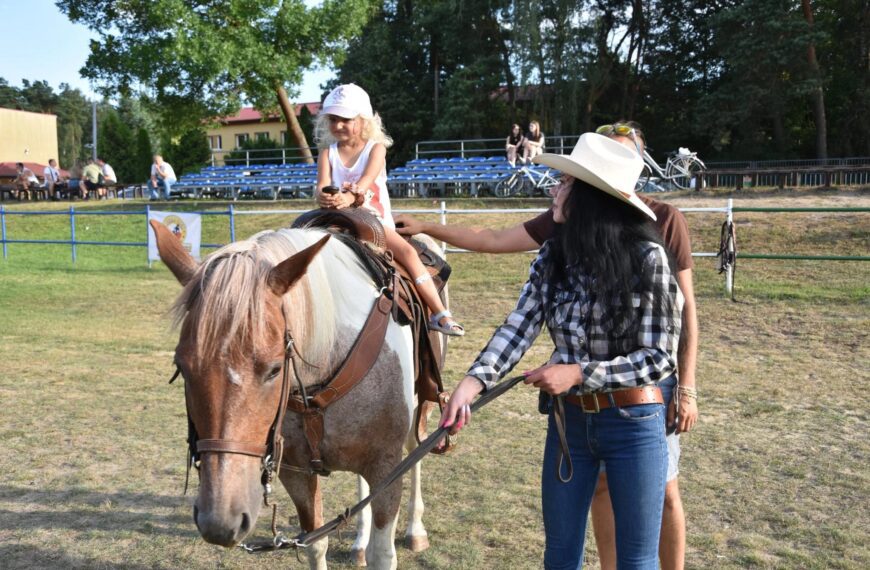 Koncerty, zabawy i wielkie świętowanie. Za nami festiwal smaków nad Wkrą