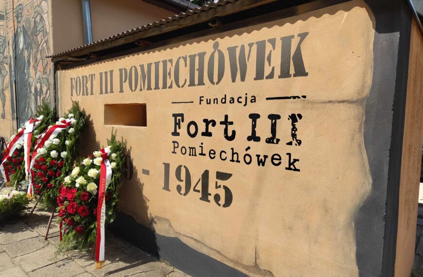 Uroczystości w Pomiechówku z udziałem delegacji miasta i gminy Sochocin