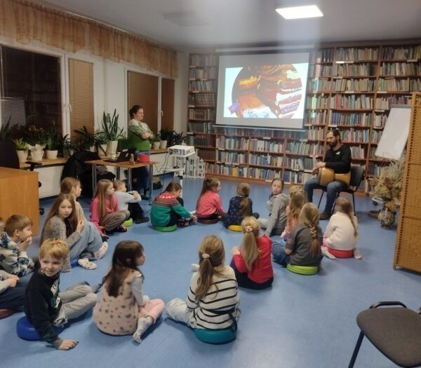 WARSZTATY ,,PODRÓŻ JEDWABNYM SZLAKIEM”