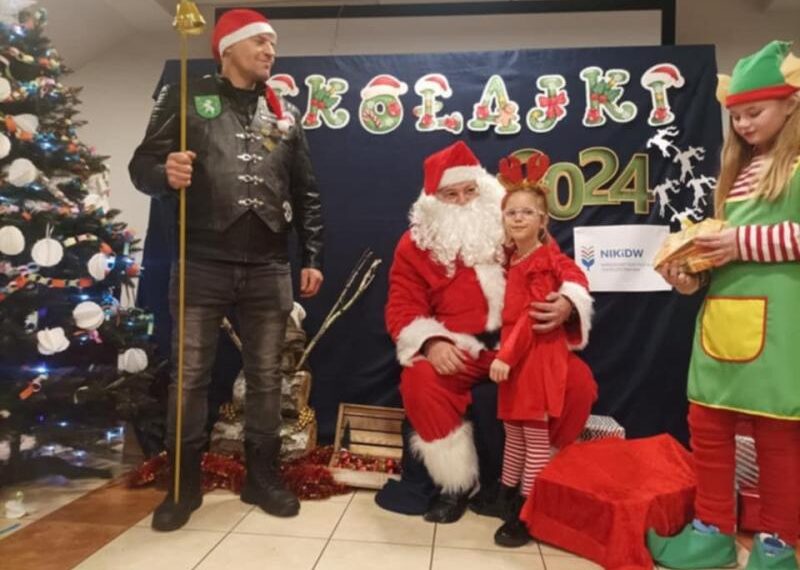 "Kurpiowskie Warsztaty Bożonarodzeniowe w Jednorożcu"