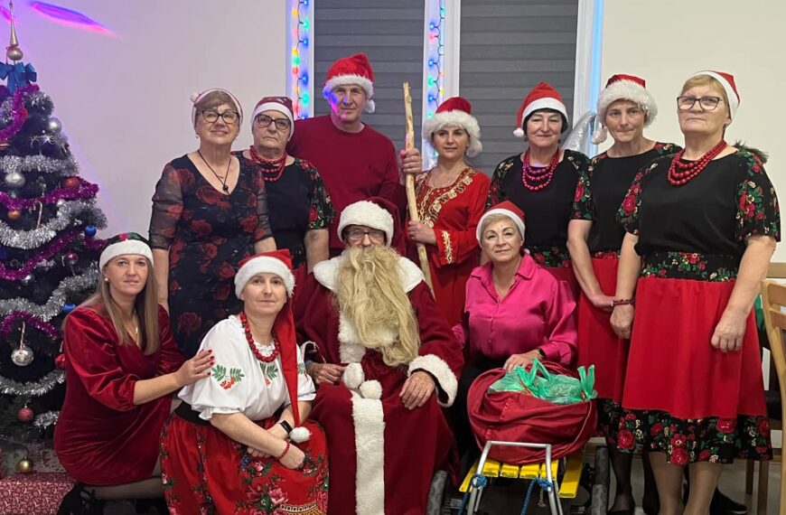 Zabawa mikołajkowa w Mirowie