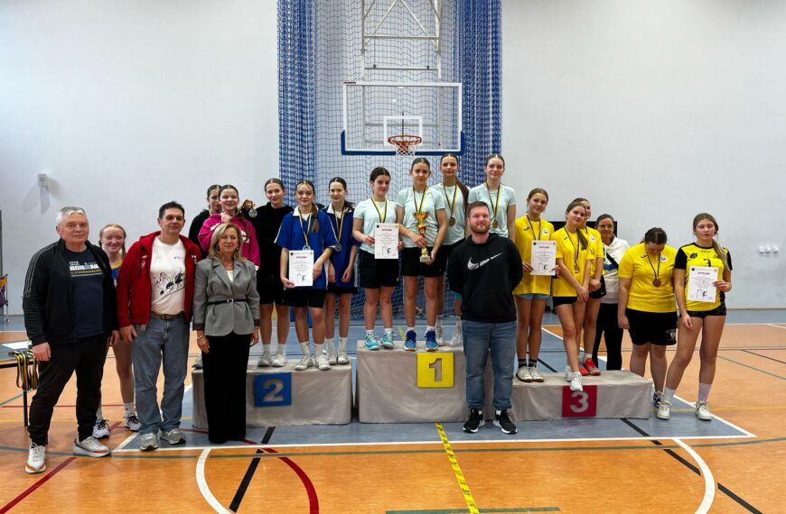 Zawody koszykarskie w ramach Gminnych Igrzysk Młodzieży Szkolnej 2025 r. – w kategorii młodzież