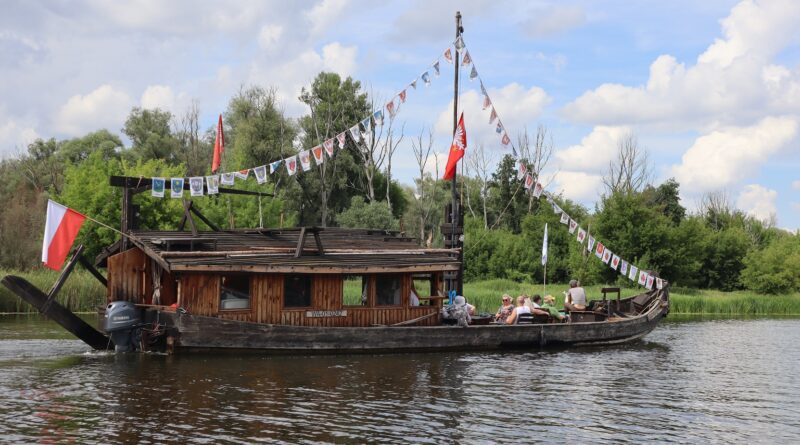 Rejsy po Narwi w ramach projektu „Obywatel rzeki Wisły”