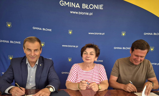 Nowe inwestycje drogowe w Rokitnie i Passie – umowy z wykonawcami podpisane