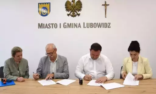 "Budowa kanalizacji ściekowej w Lubowidzu" na ulicach Wyzwolenia, Wilcza i Jana Pawła II.