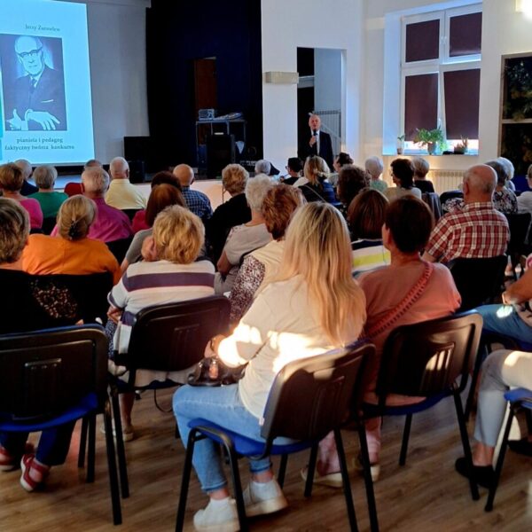 Gminny Uniwersytet Trzeciego Wieku rozpoczął siódmy rok działalności