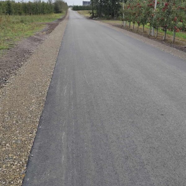 Przebudowa drogi w Nowej Długowoli zakończona