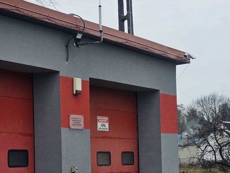 Nowa syrena alarmowa na remizie OSP Joniec