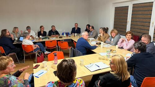 Spotkanie przedstawicieli osiedli z urzędnikami. Omówiono inwestycje i sprawy mieszkańców