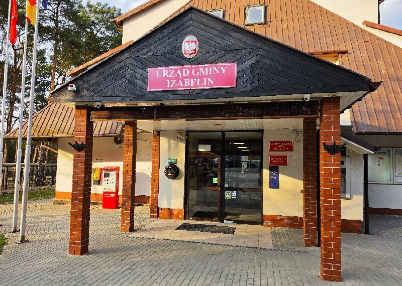 Kolejne urządzenia AED w gminie