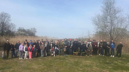 Blisko 100 osób posprzątało jezioro. Wspólna akcja, wspólny cel